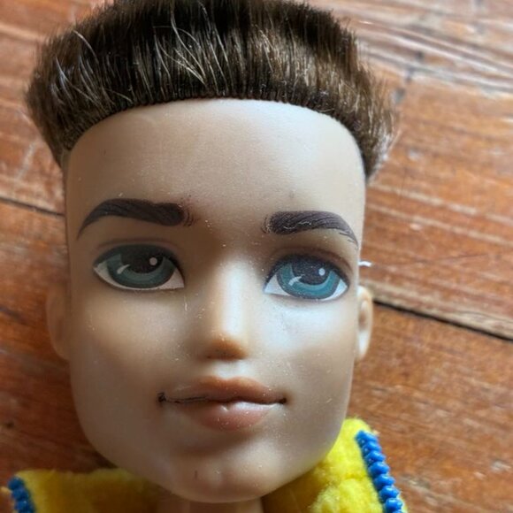 Five Bratz Boy Dolls 2003 - Picture 7 of 16